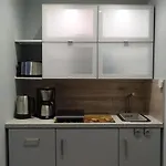 Gemuetliches Dachgeschoss-apartement Mit Seeblick Und Grossem Garten Am Wasser By Interhome Διαμέρισμα *