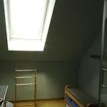 Gemuetliches Dachgeschoss-apartement Mit Seeblick Und Grossem Garten Am Wasser By Interhome Διαμέρισμα Röbel